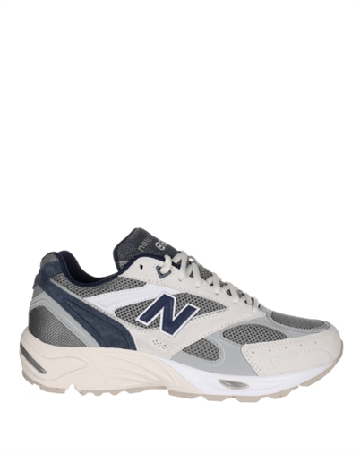 New Balance - U880R69L Sneakers - Sea Salt
